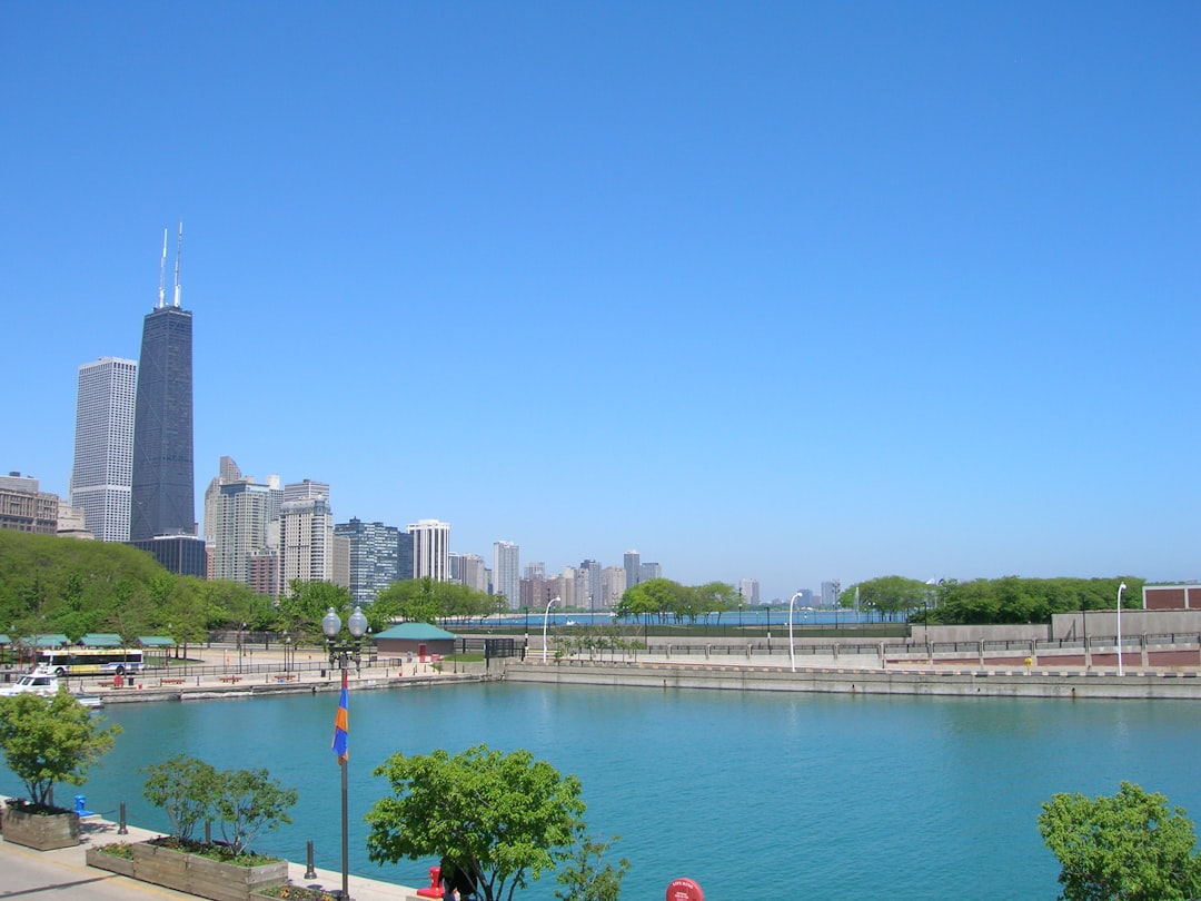 Chicago Travel Guide: Top Attractions & Hidden Gems (2026)